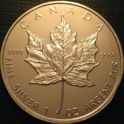 Gold Canadian Maple Leaf Reverse Image